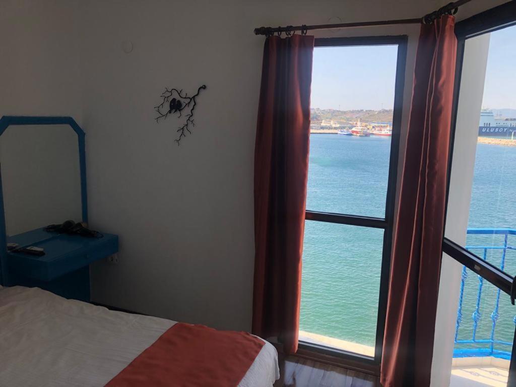 Marin Hotel Чесме Екстериор снимка